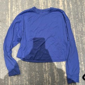Lululemon long sleeve in size 4 Wild Indigo